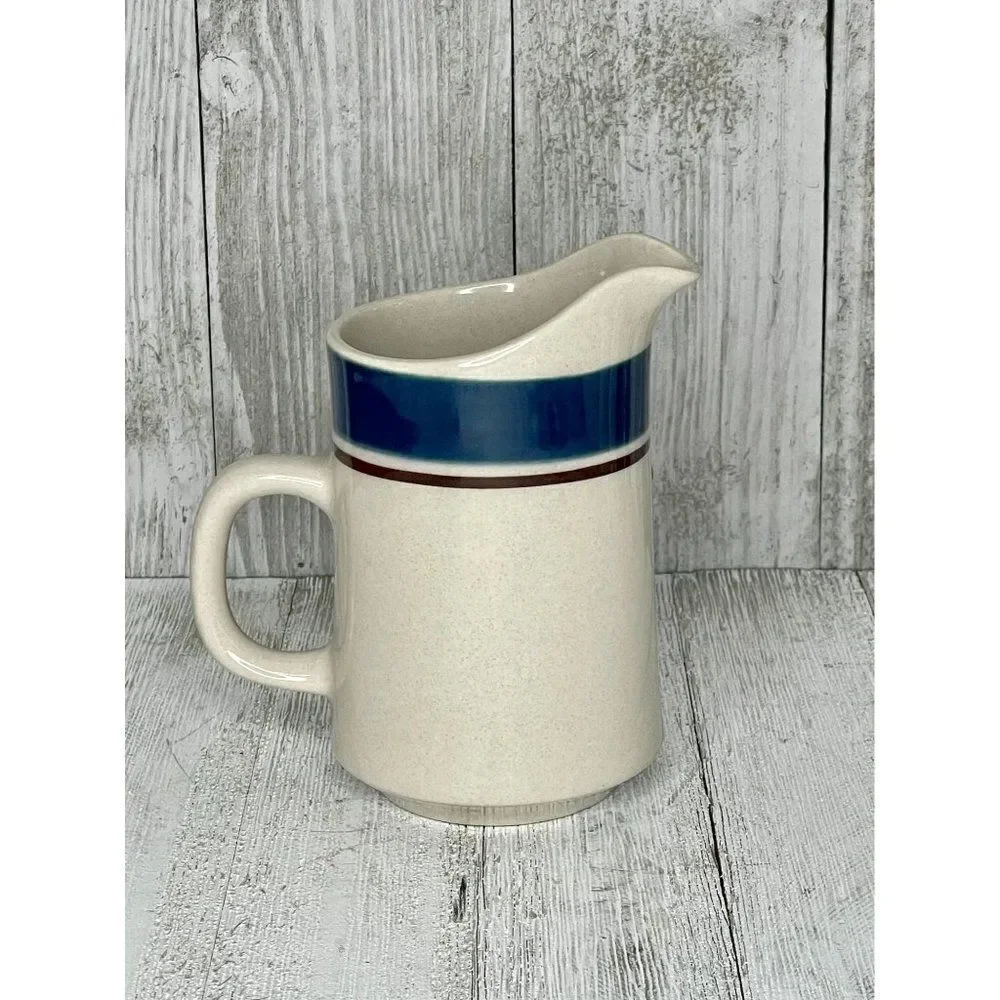 Vintage CAROUSEL STONEWARE 802 BLUE JAPAN Creamer